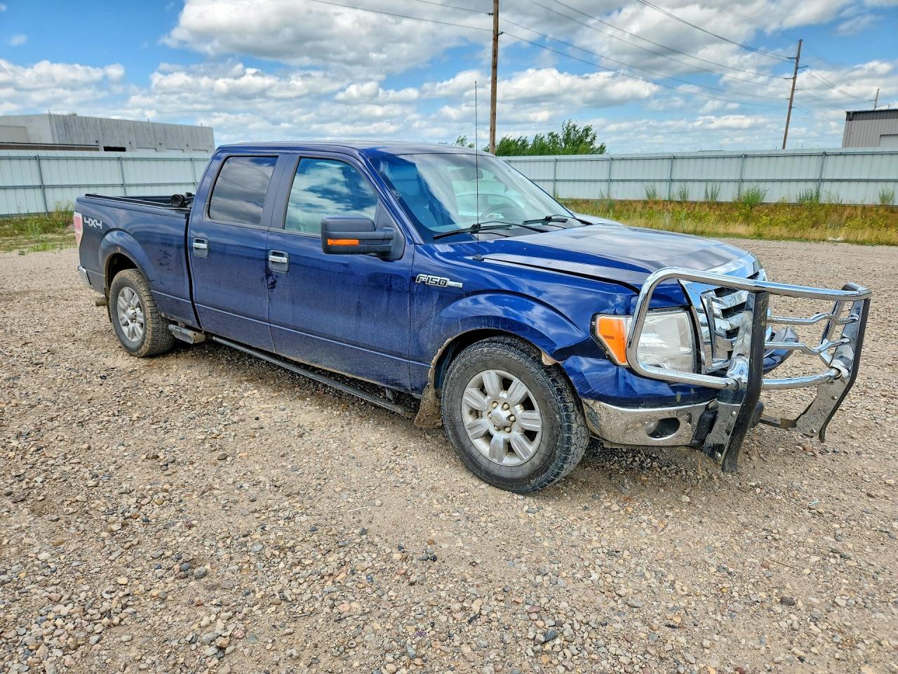 2009 Ford F150 Supercrew - Image 4