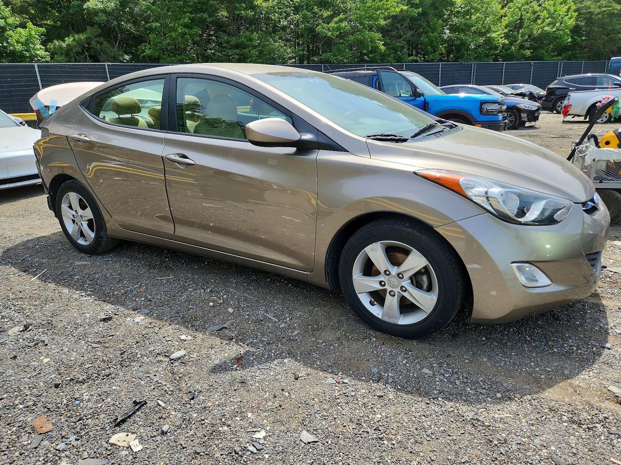 2013 Hyundai Elantra Gls - Фото 4