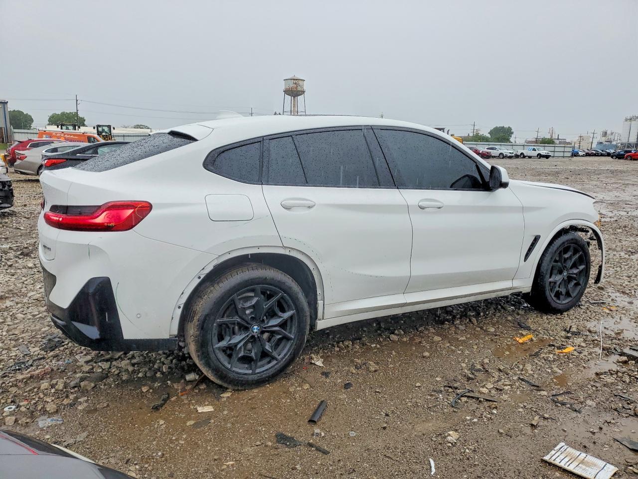 2025 BMW X4 xDrive30I - Image 3