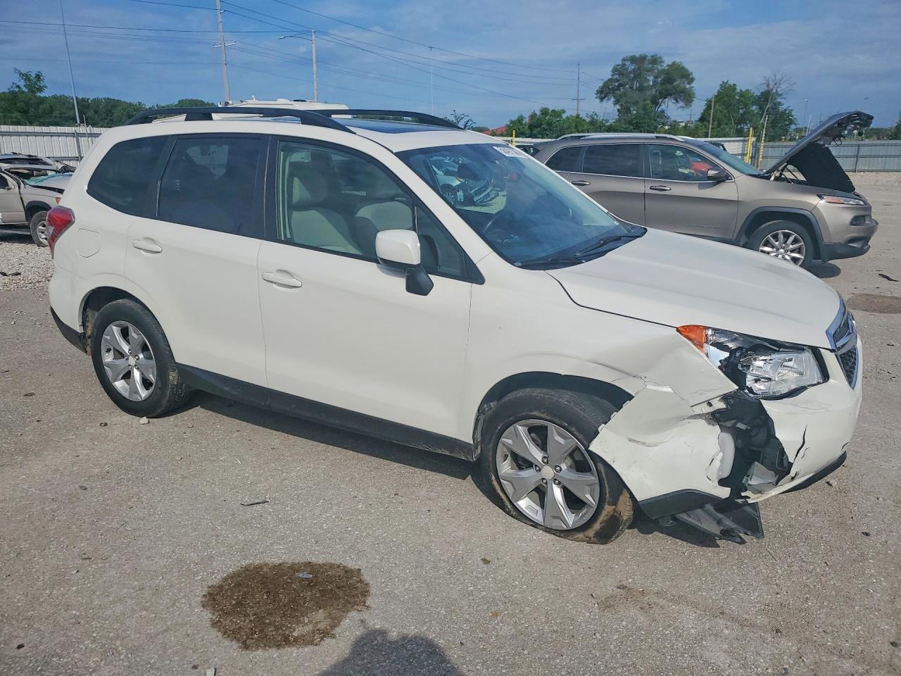 2016 Subaru Forester 2.5I Premium - Image 4