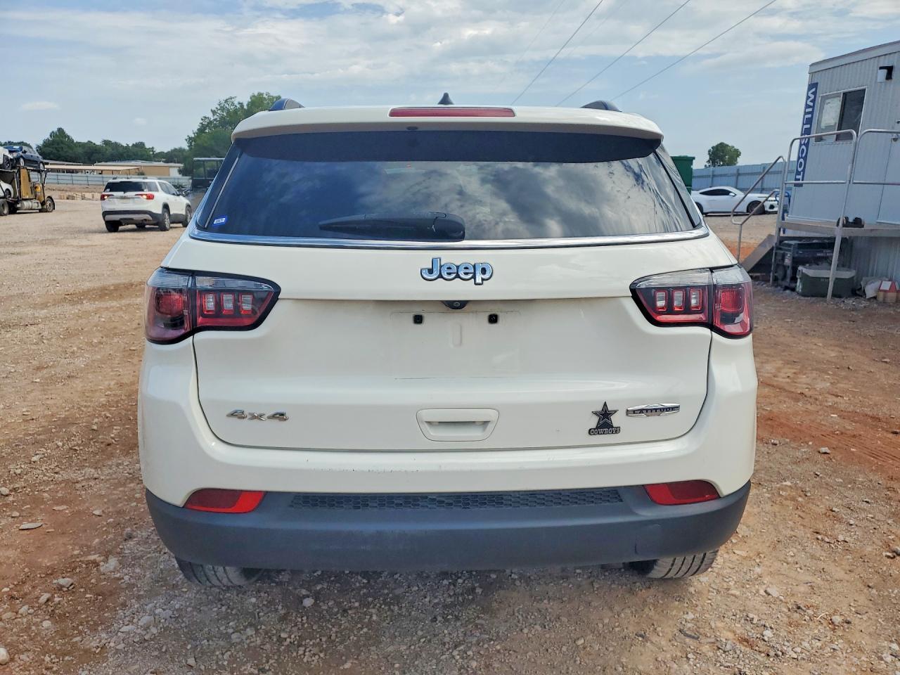 2018 Jeep Compass Latitude - Фото 6