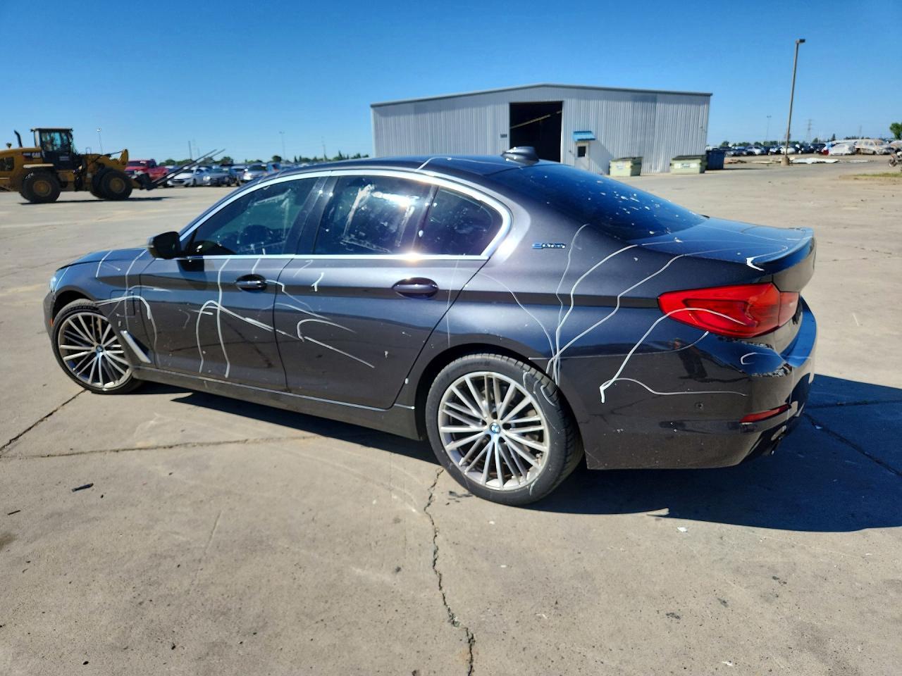2019 BMW 530E - Image 2