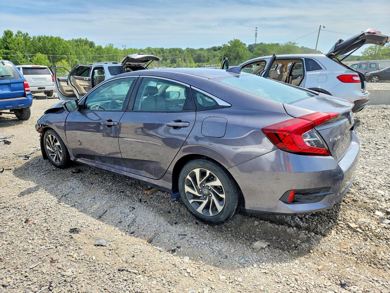 2017 Honda Civic Ex - Image 2