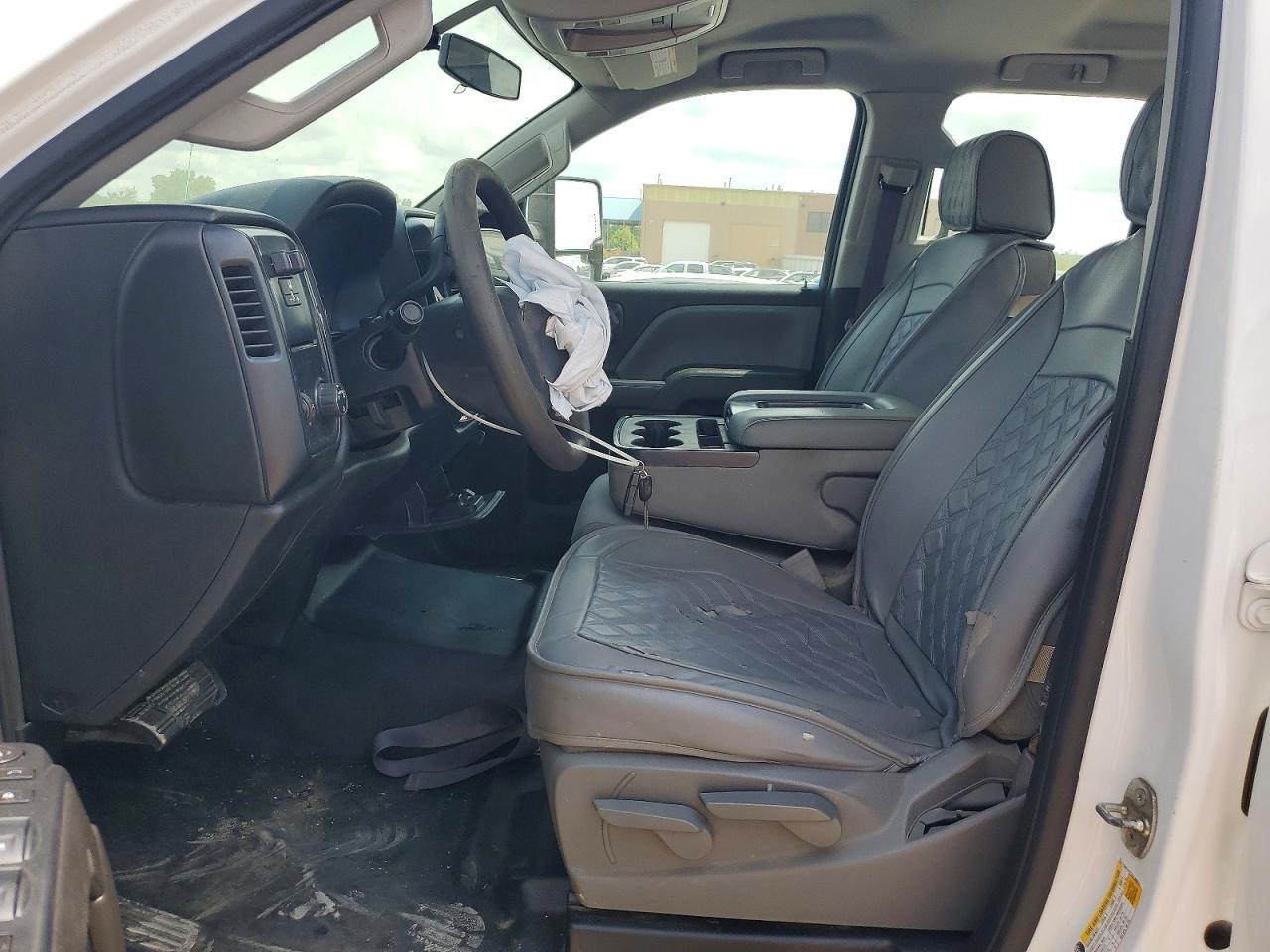 2017 Chevrolet Silverado C2500 Heavy Duty - Фото 7