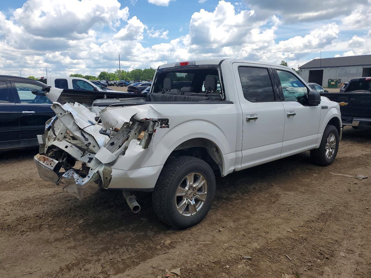 2016 Ford F150 Supercrew - Фото 3