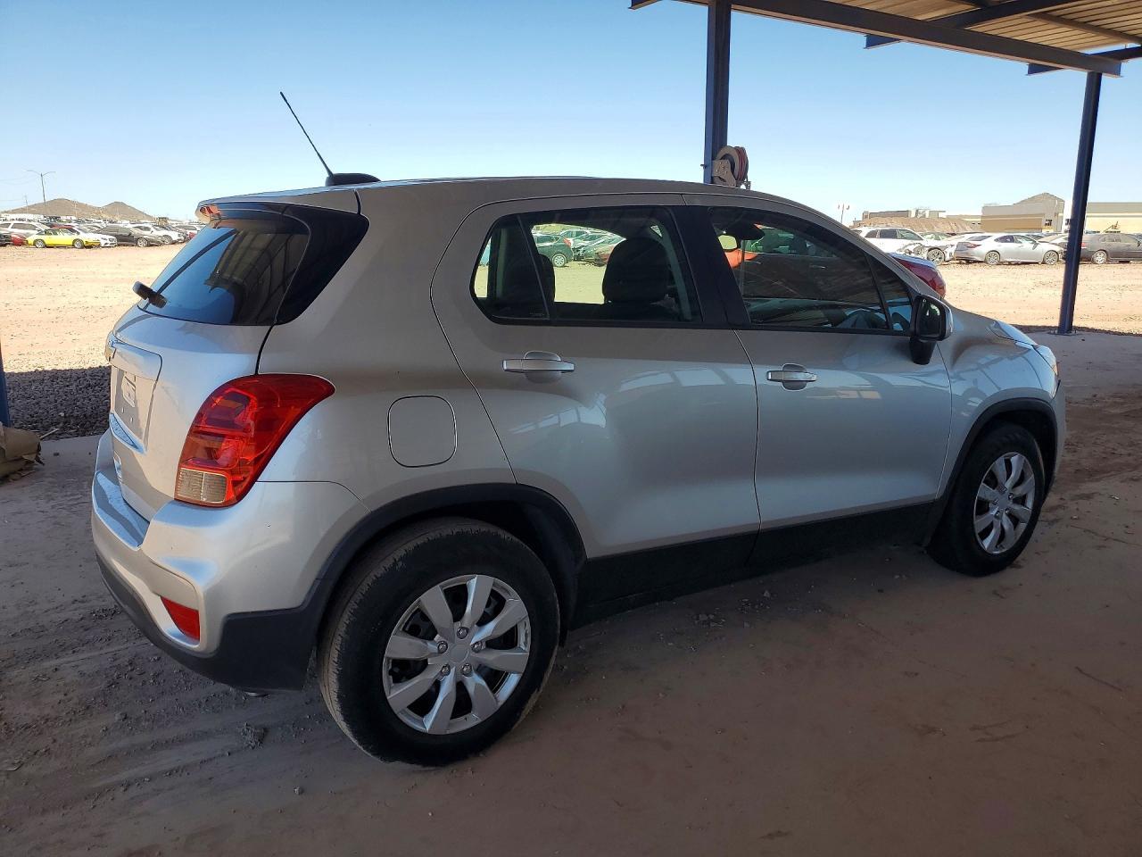 2018 Chevrolet Trax Ls - Фото 3