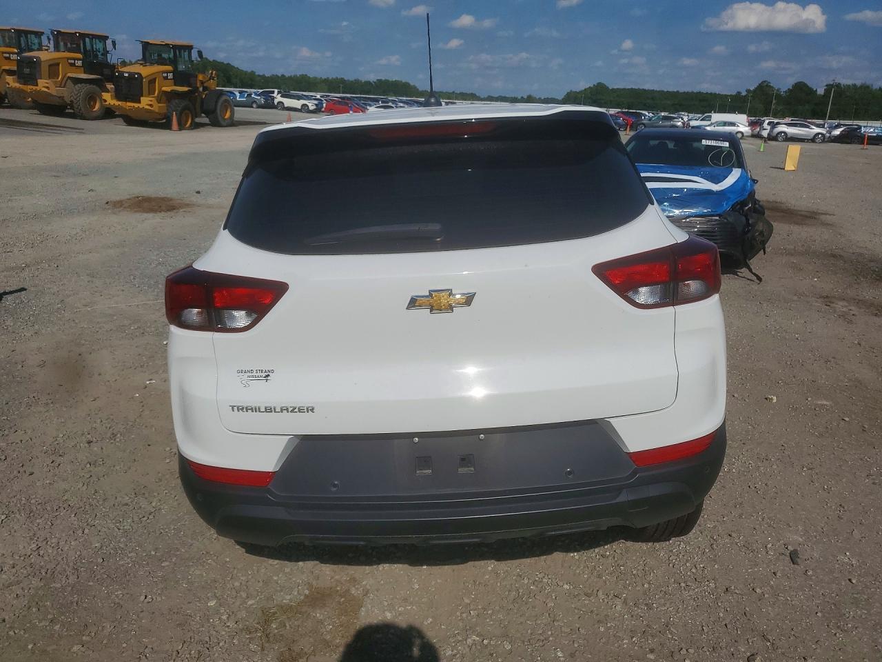 2022 Chevrolet Trailblazer Ls - Image 6