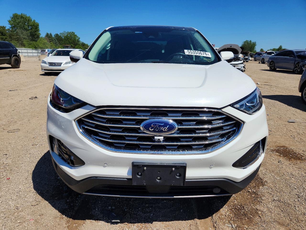 2022 Ford Edge Titanium - Фото 5