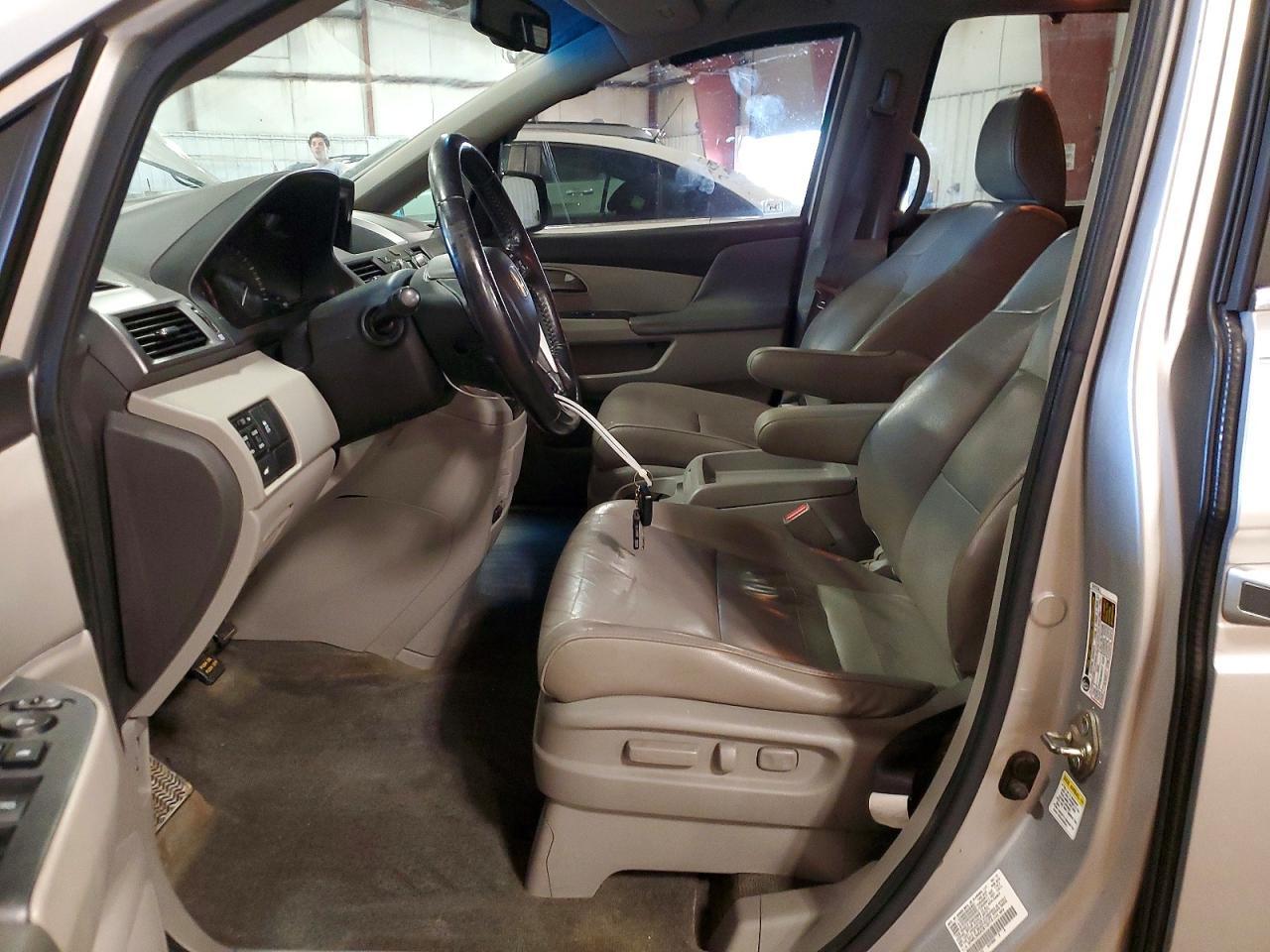 2012 Honda Odyssey Exl - Image 7
