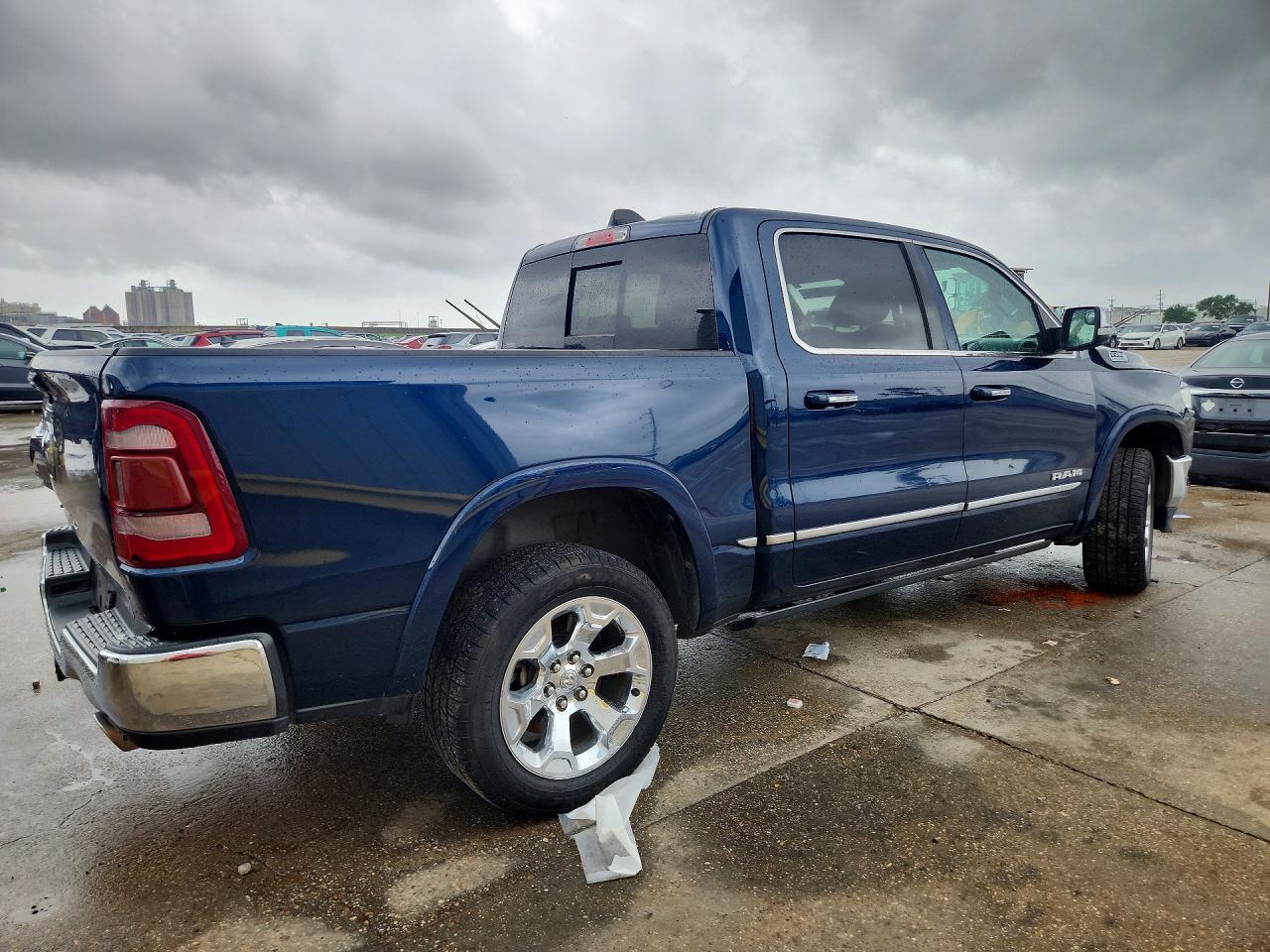 2021 Ram 1500 Limited - Фото 3