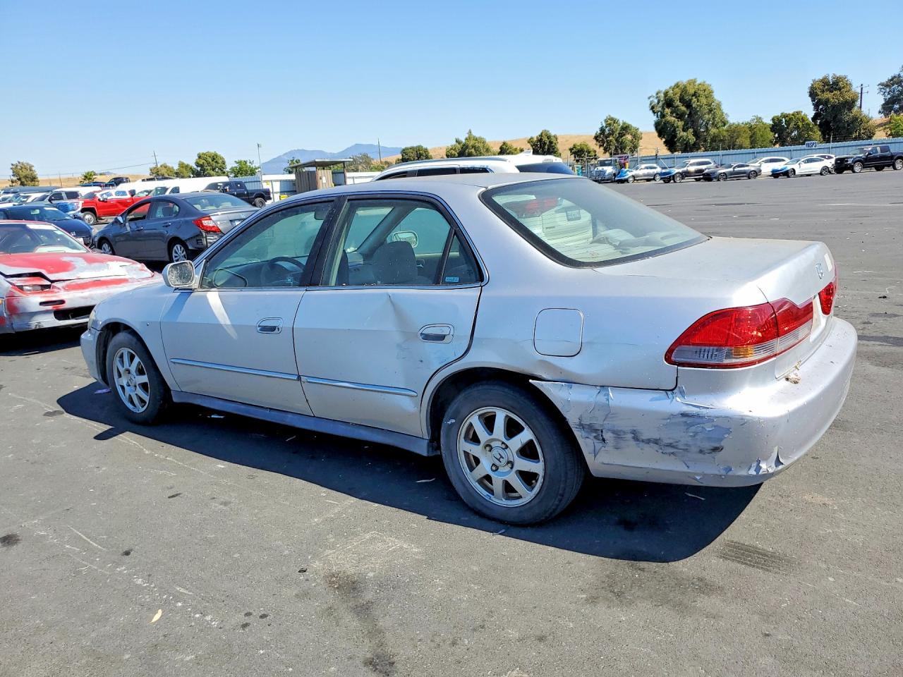 2002 Honda Accord - Image 2