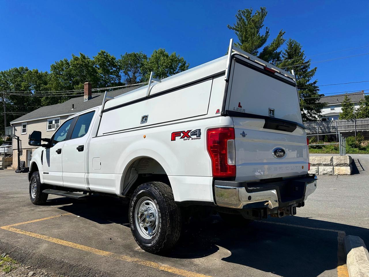 2019 Ford F250 Super Duty - Image 2