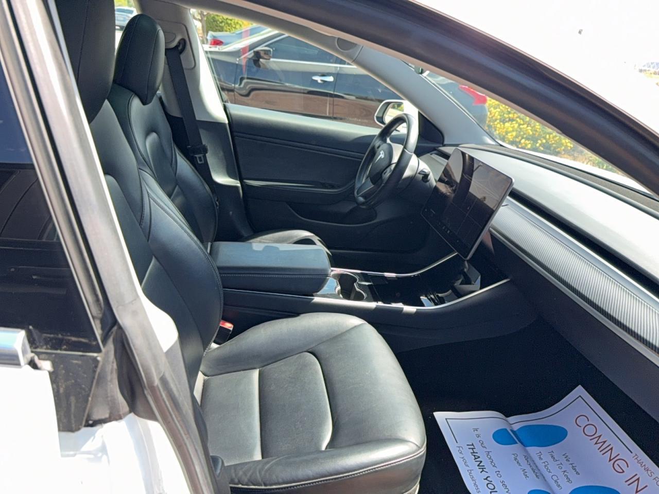 2019 Tesla Model 3 - Image 5