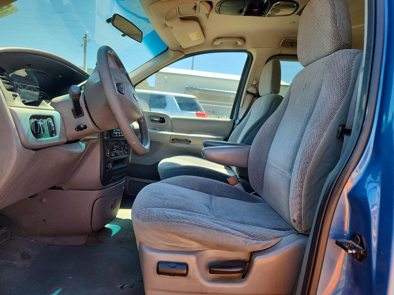 2002 Ford Windstar Se - Image 7
