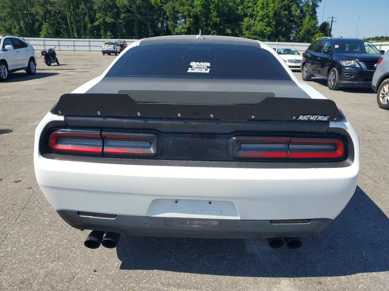 2017 Dodge Challenger R - Image 6