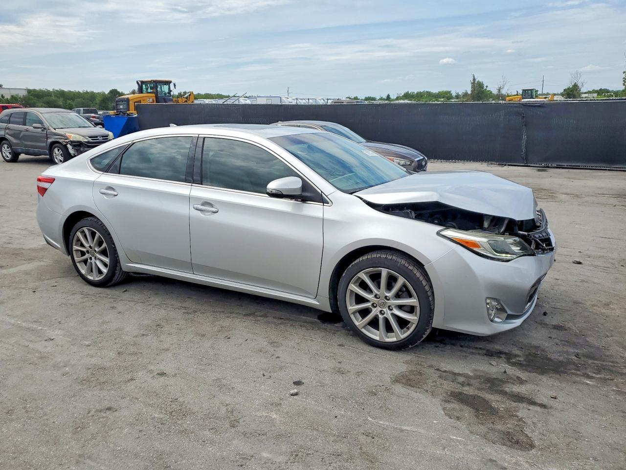 2014 Toyota Avalon Limited - Фото 4
