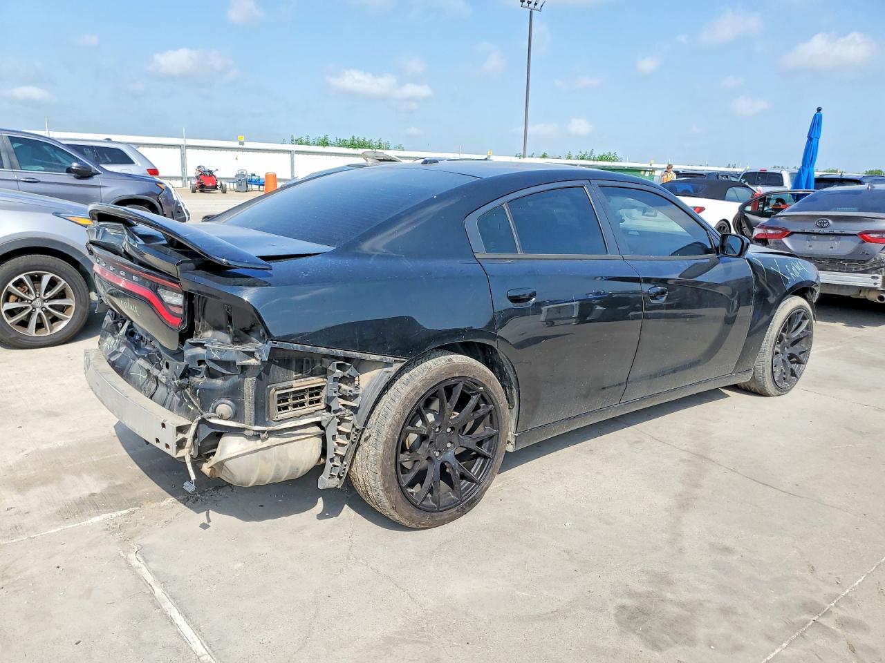 2015 Dodge Charger Se - Фото 3