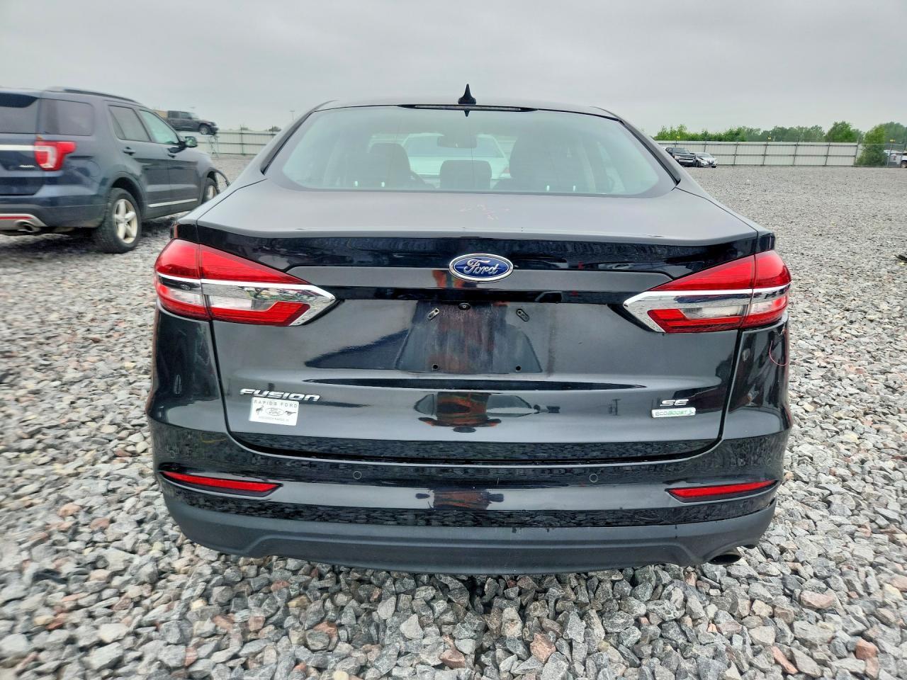 2019 Ford Fusion Se - Image 6