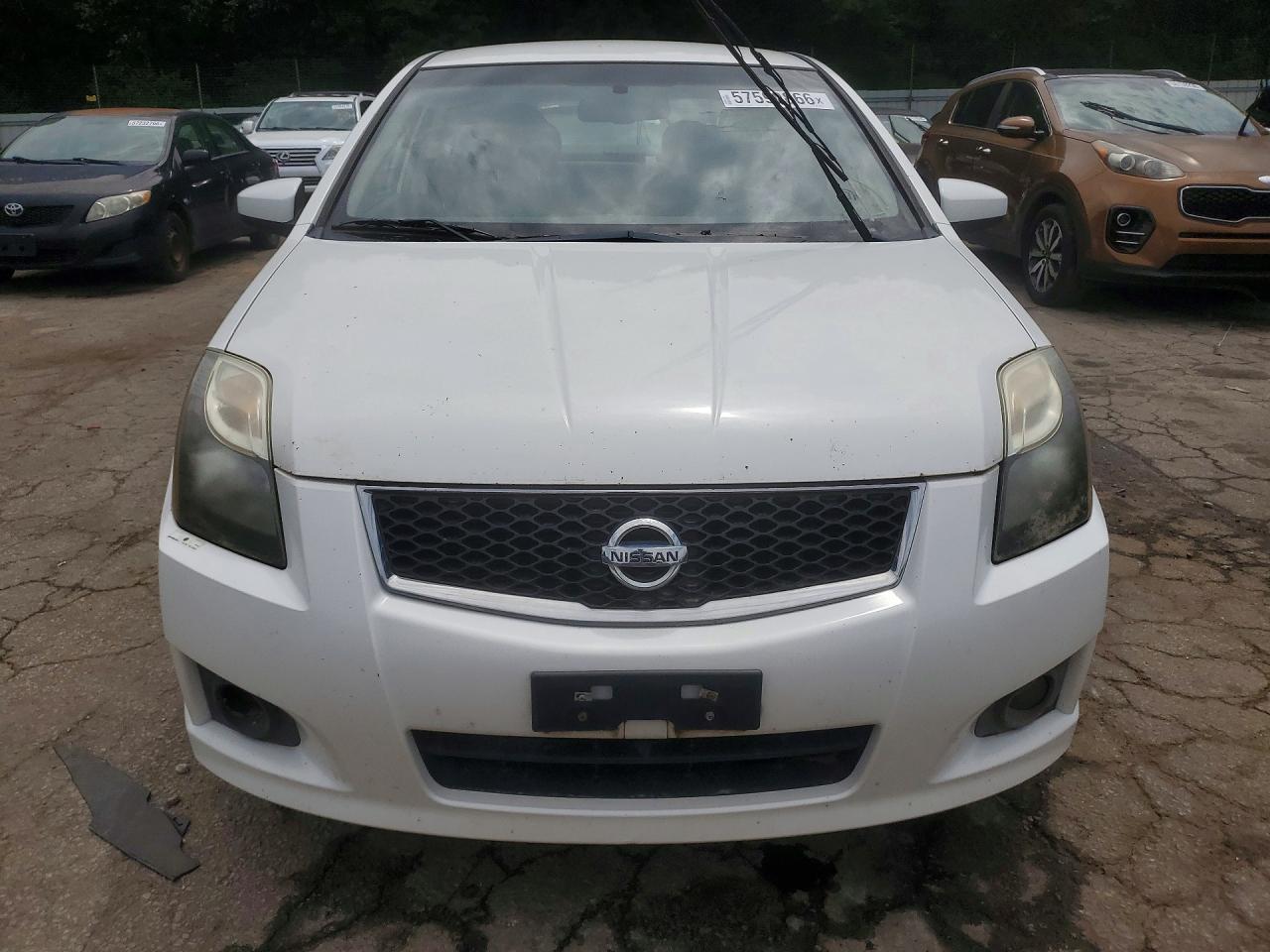 2011 Nissan Sentra 2.0 - Image 5
