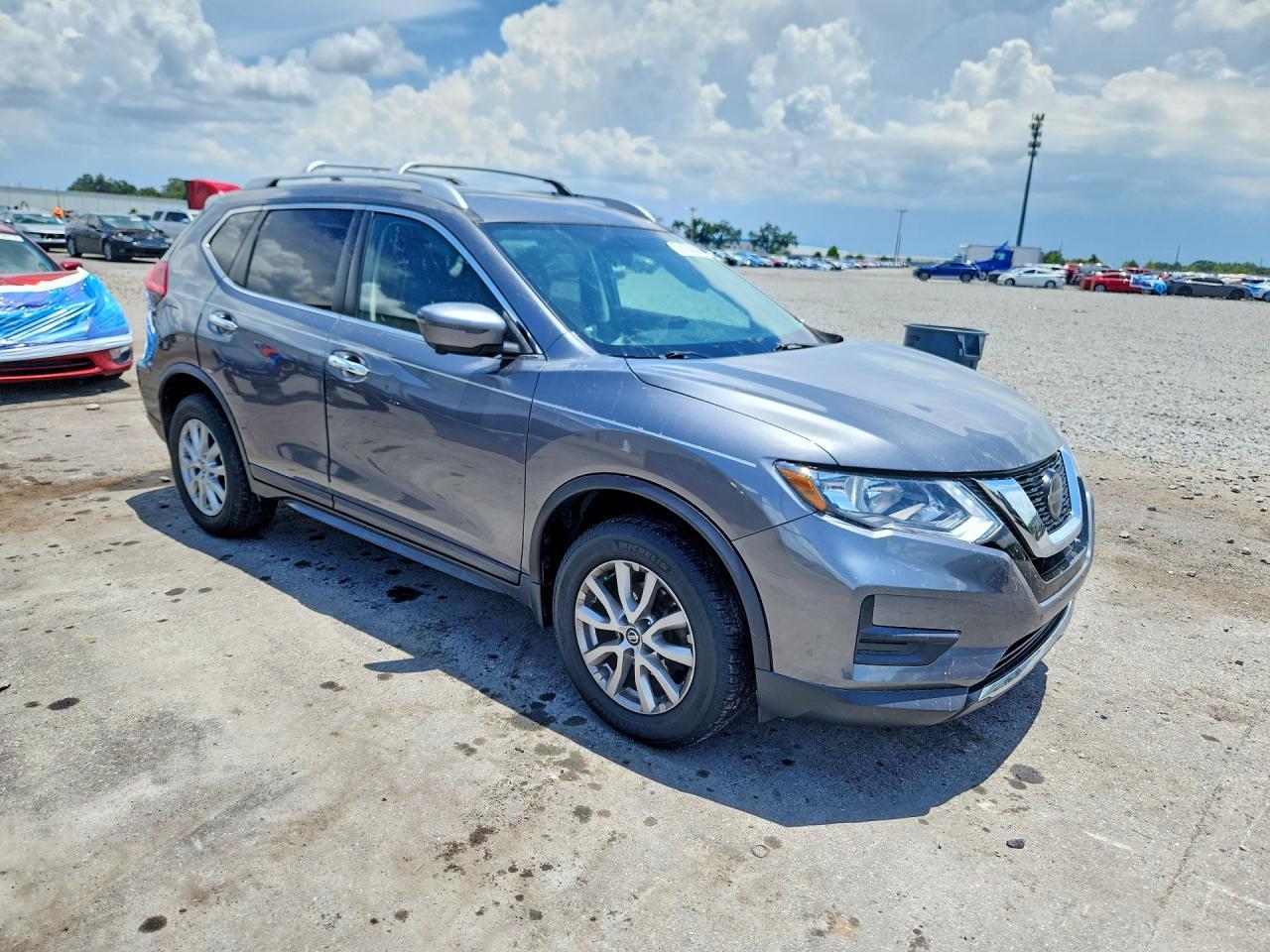 2018 Nissan Rogue Sv - Image 4