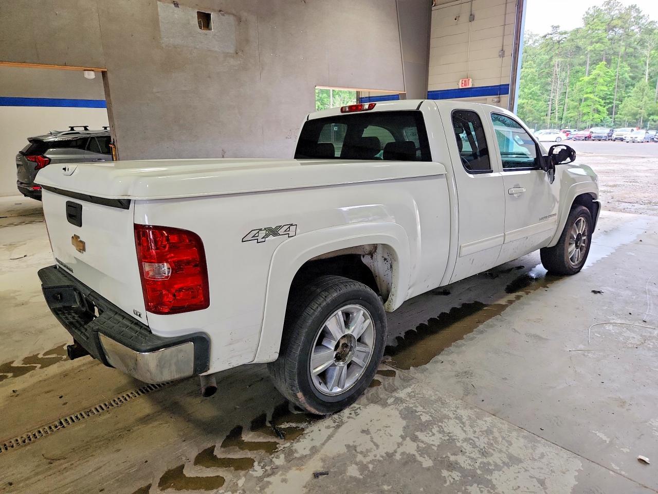 2012 Chevrolet Silverado K1500 Ltz - Фото 3