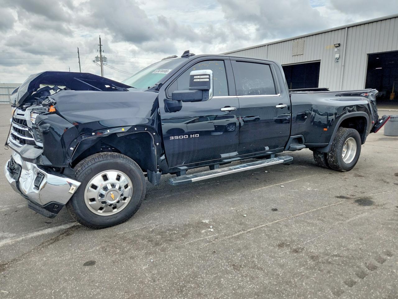 2025 Chevrolet Silverado K3500 Ltz