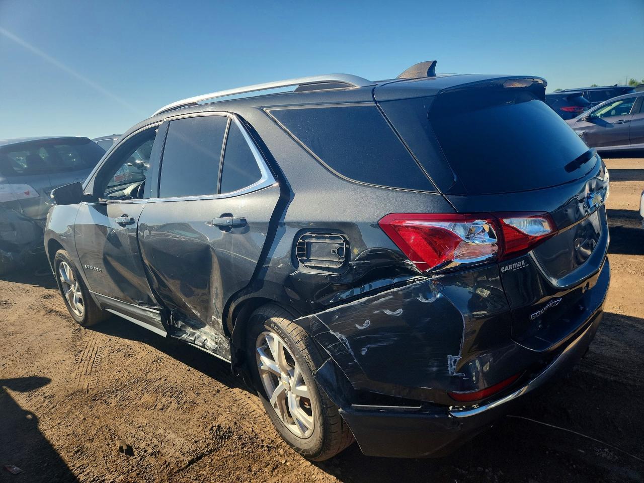 2019 Chevrolet Equinox Lt - Image 2