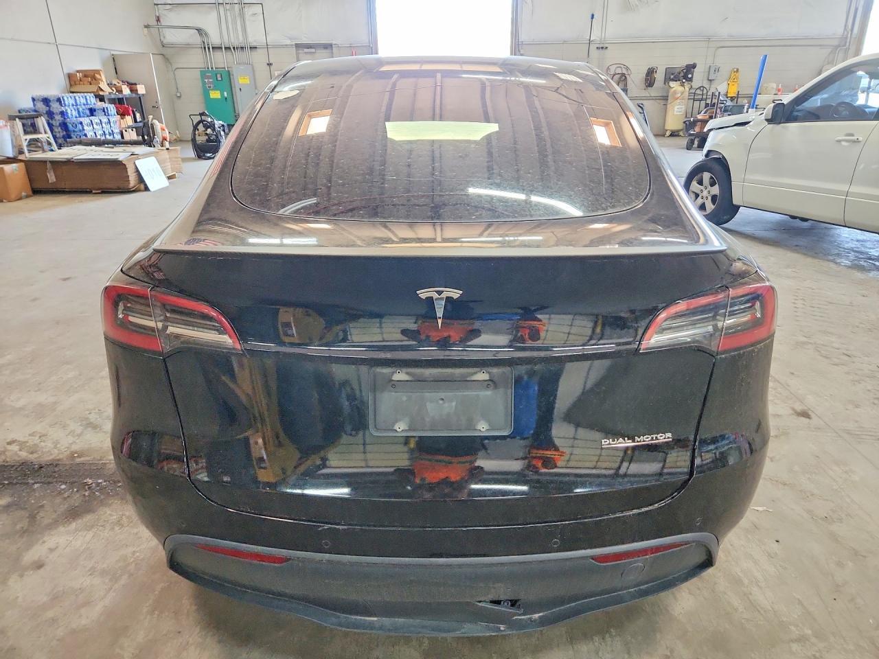 2021 Tesla Model Y - Фото 6