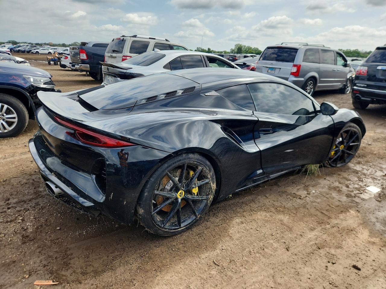 2024 Lotus Emira First Edition - Фото 3