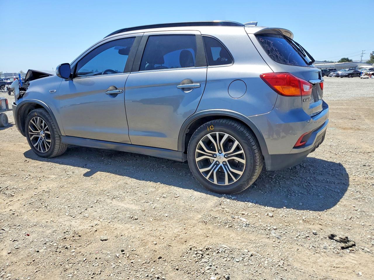 2018 Mitsubishi Outlander Sport Sel - Фото 2