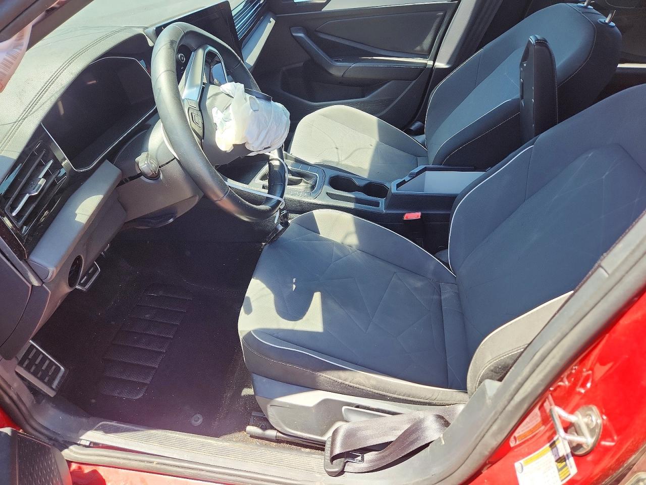 2025 Volkswagen Jetta Sport - Фото 7