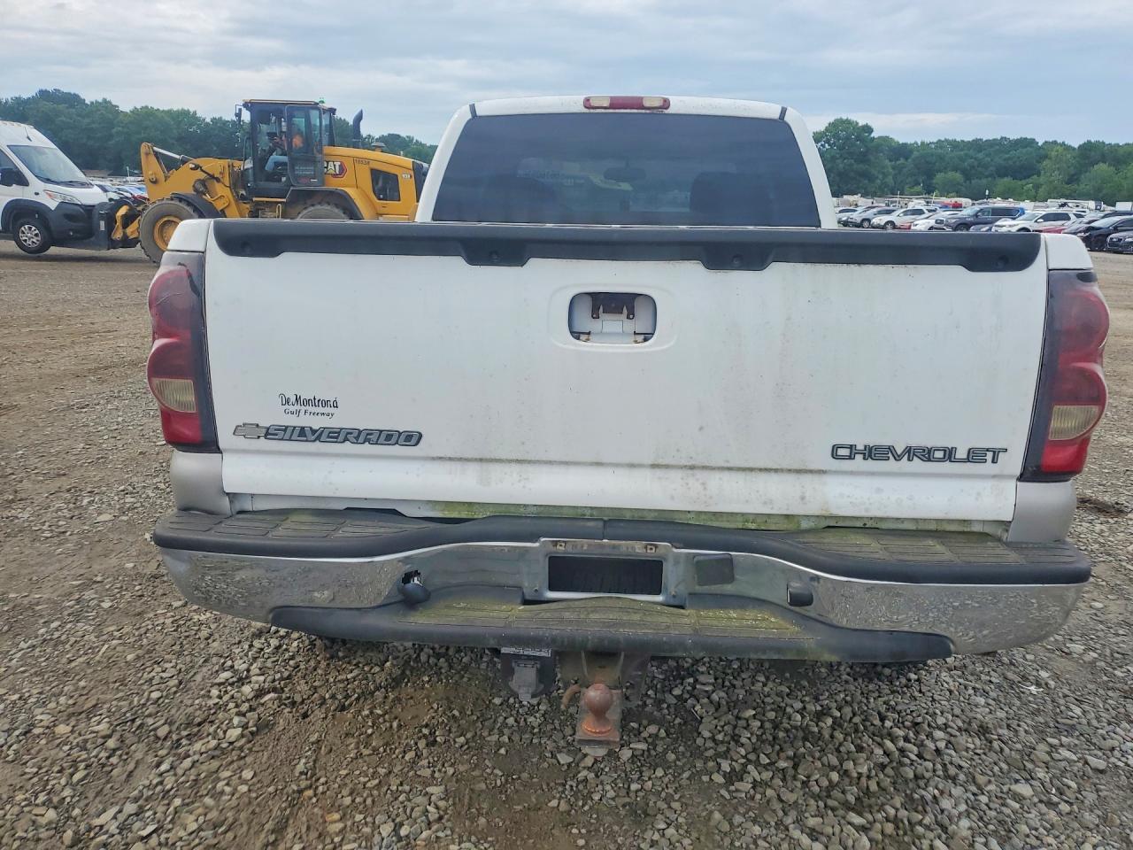 2004 Chevrolet Silverado K1500 - Image 6