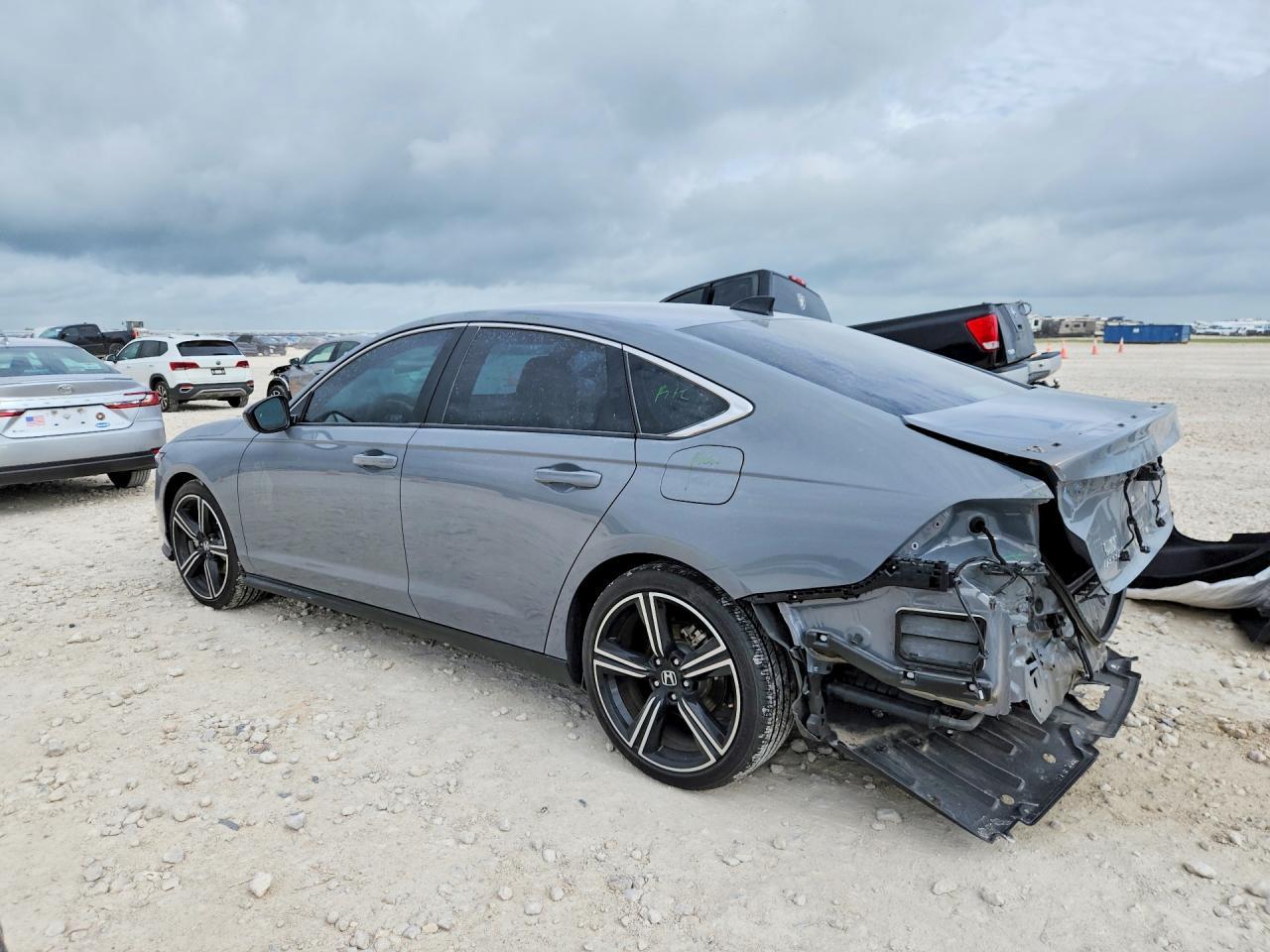 2025 Honda Accord Hybrid Sport - Фото 2