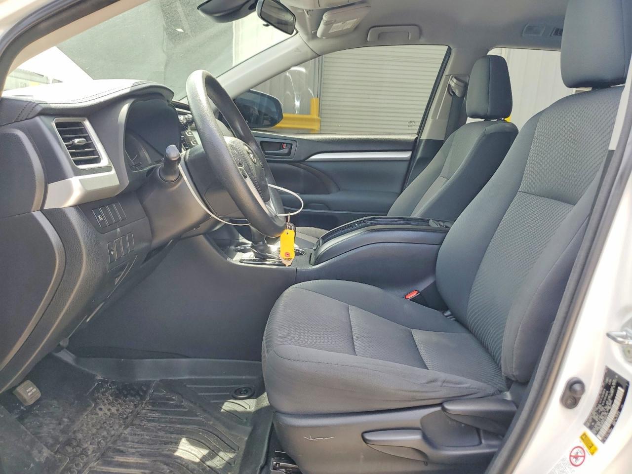 2018 Toyota Highlander Le - Фото 7