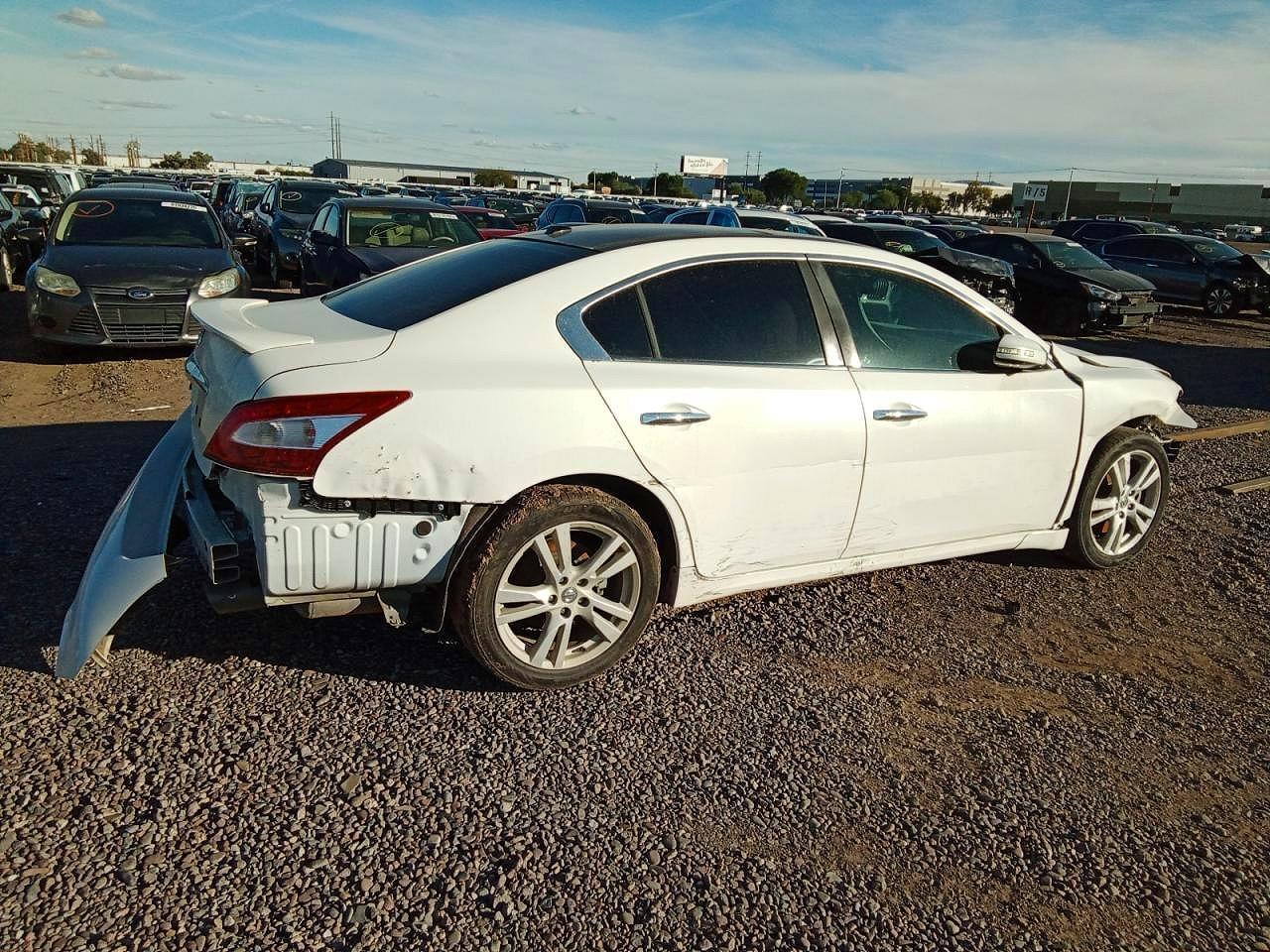 2011 Nissan Maxima 3.5 S - Фото 3