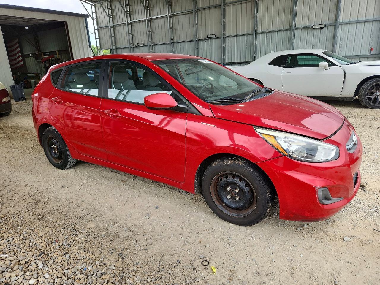 2016 Hyundai Accent Se - Image 4