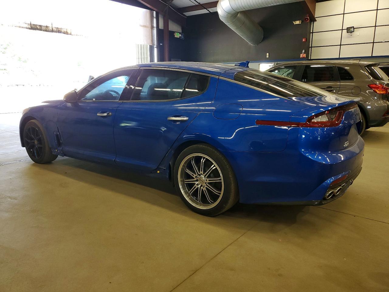 2018 Kia Stinger Premium - Фото 2