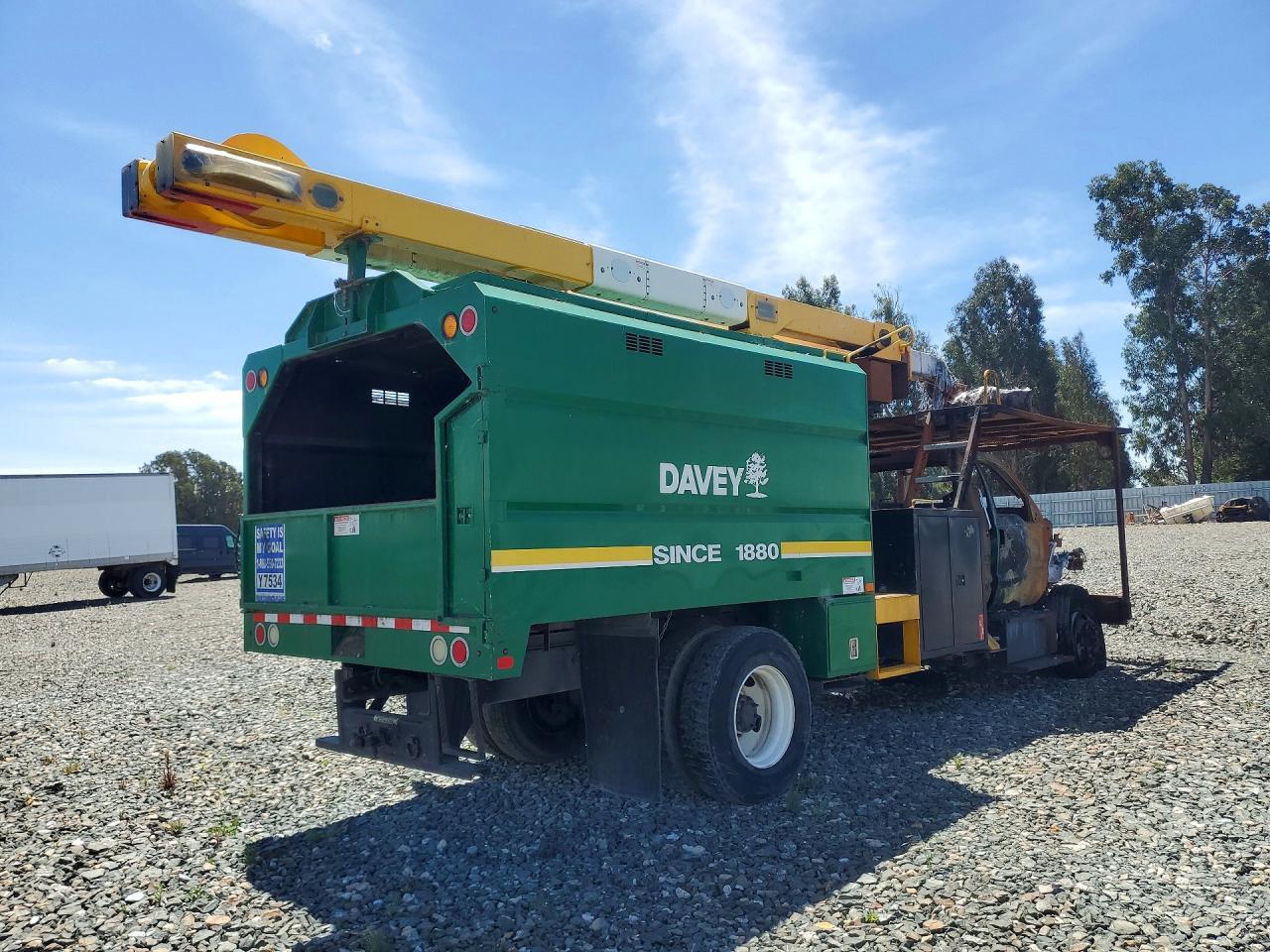 2016 Ford F750 - Image 3