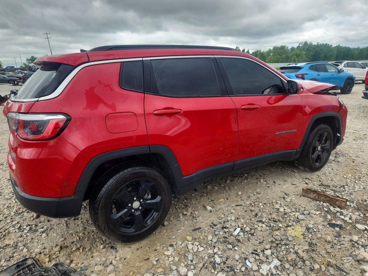 2018 Jeep Compass Latitude - Image 3