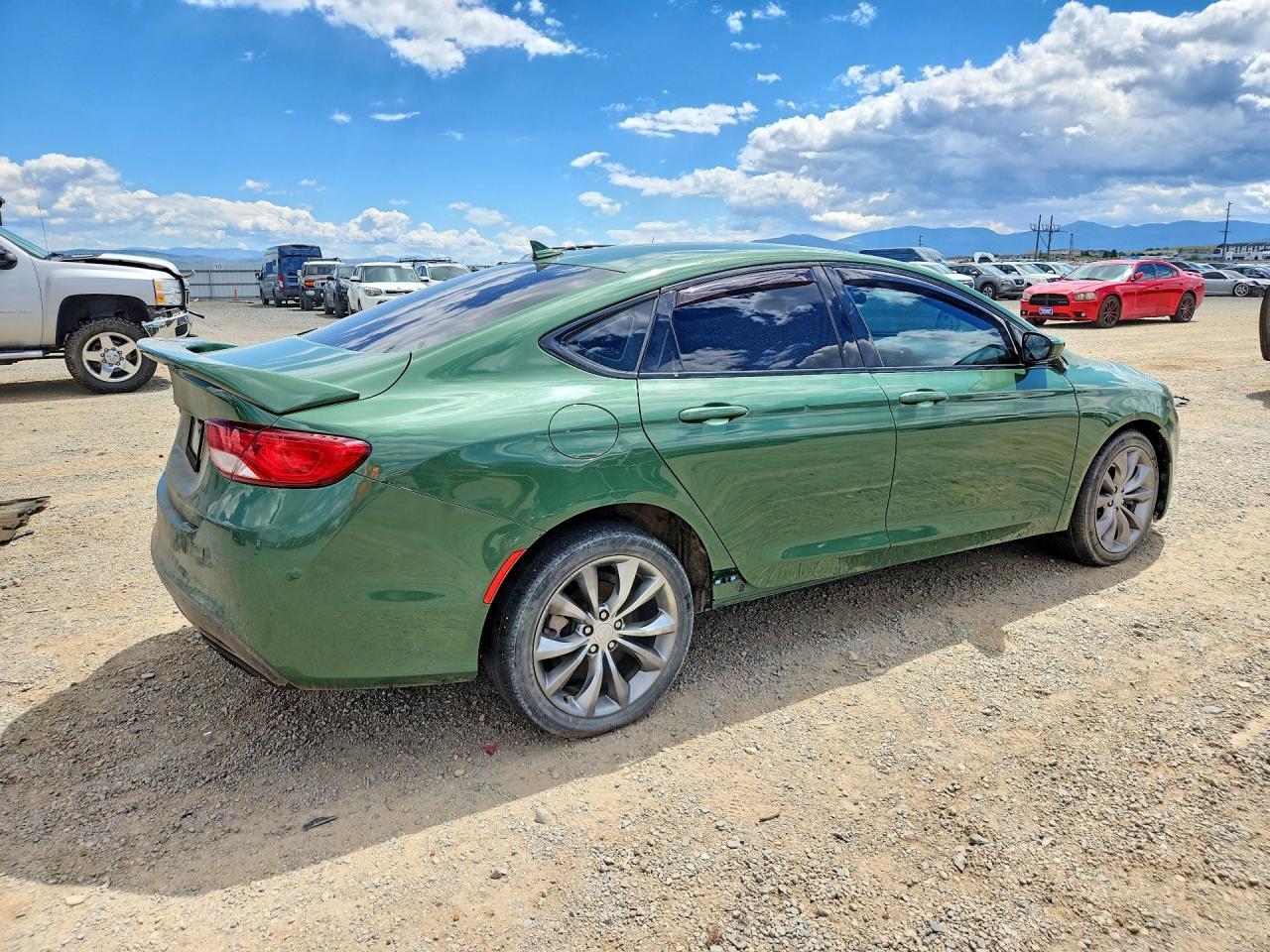 2015 Chrysler 200 S - Фото 3