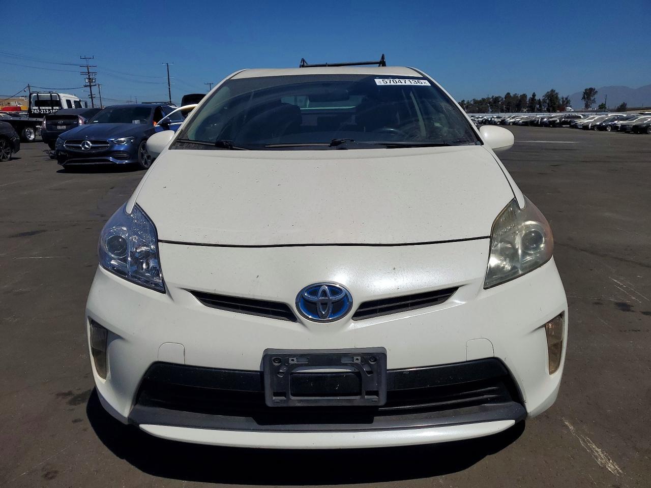 2015 Toyota Prius I - Фото 5