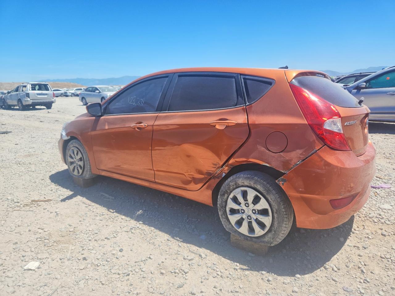 2017 Hyundai Accent Se - Image 2