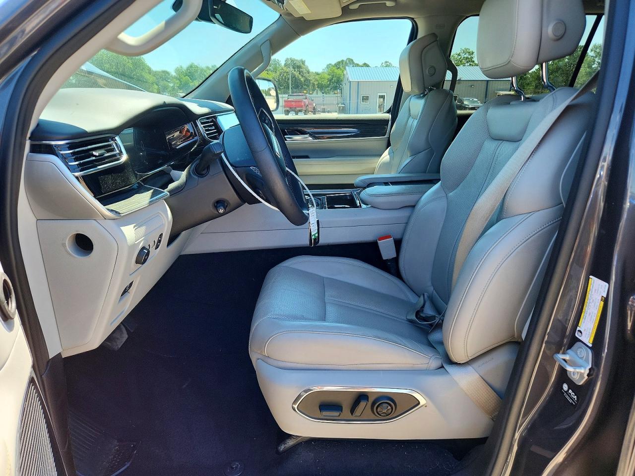 2022 Jeep Wagoneer Series Iii - Image 7