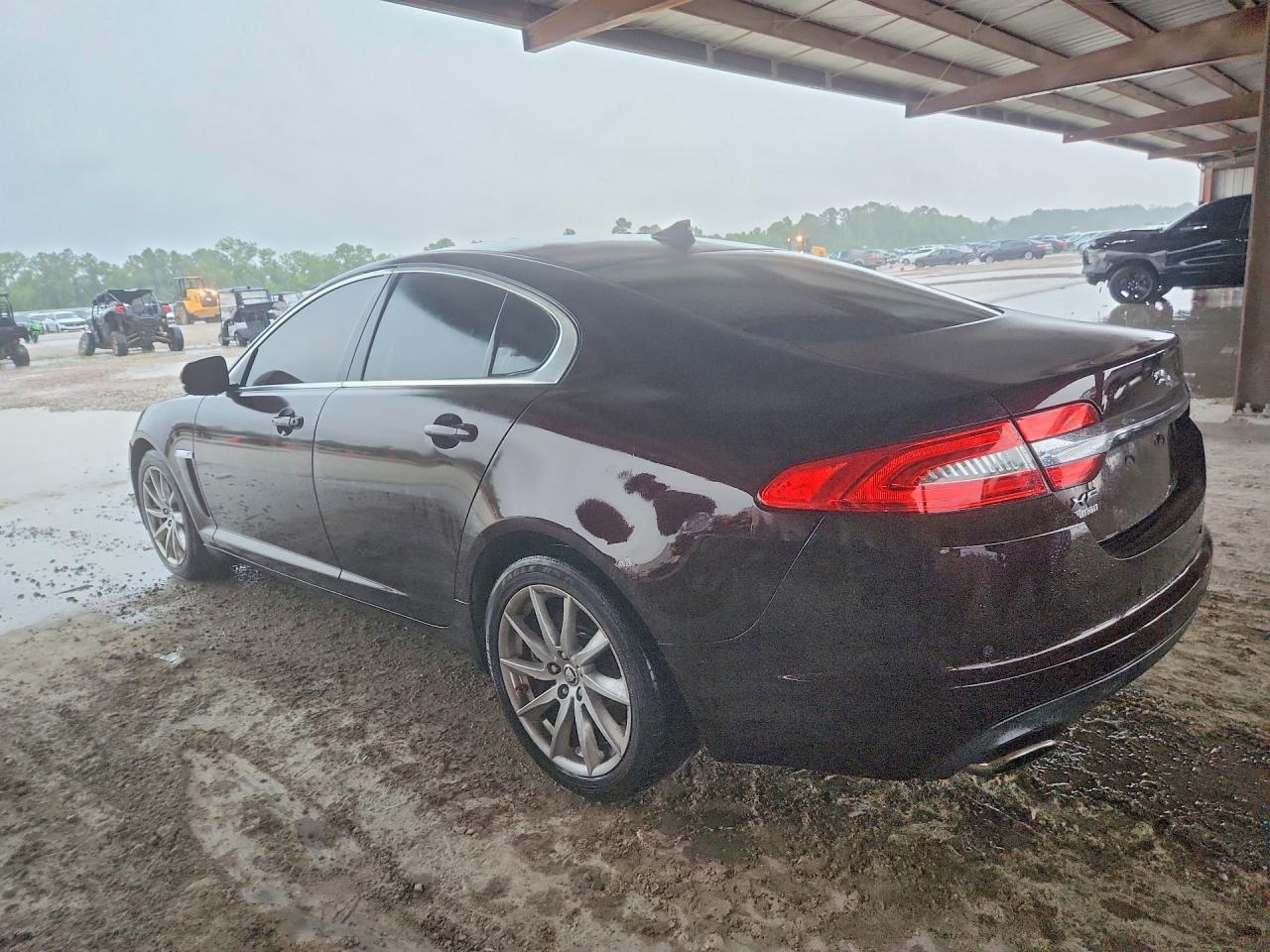 2013 Jaguar Xf - Фото 2