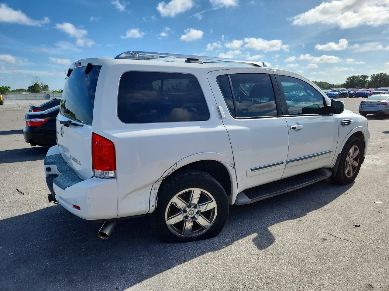 2010 Nissan Armada Se - Image 3
