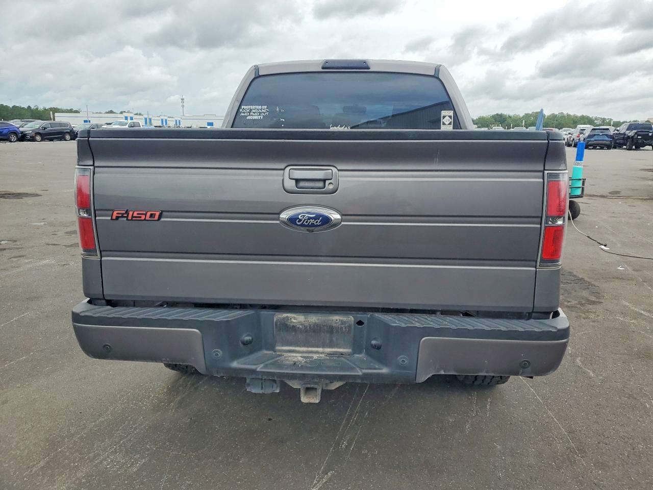 2013 Ford F150 Supercrew - Image 6