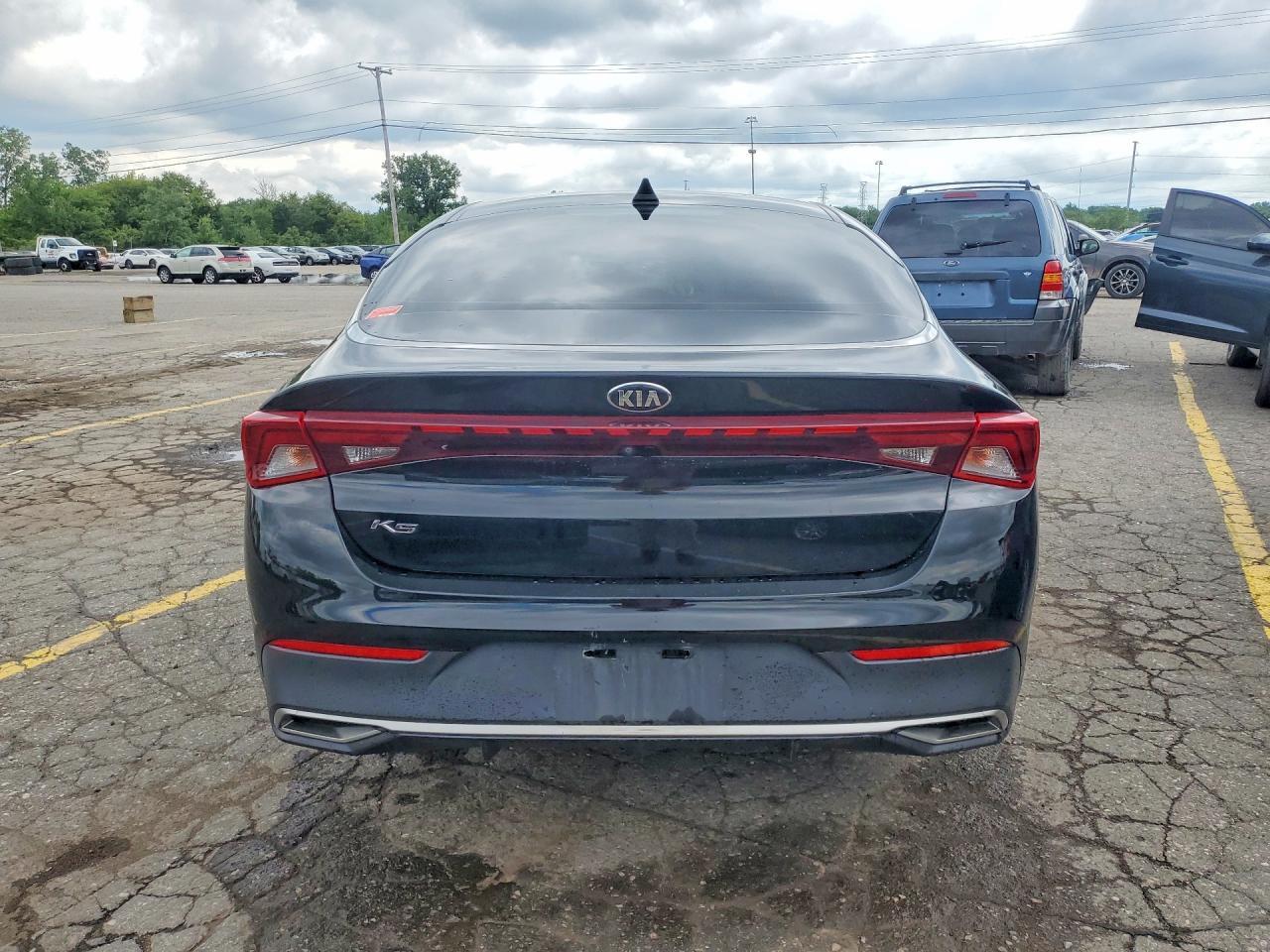 2021 Kia K5 Lx - Фото 6