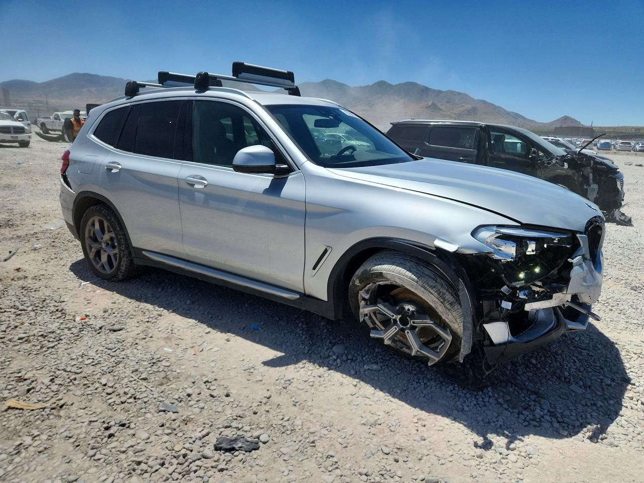 2021 BMW X3 xDrive30E - Фото 4