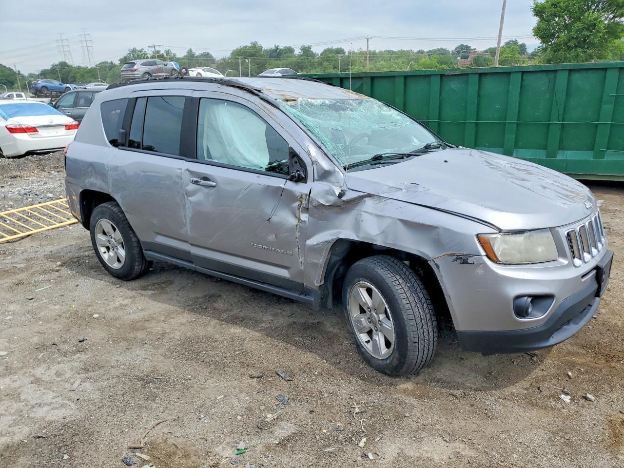 2016 Jeep Compass Sport - Фото 4