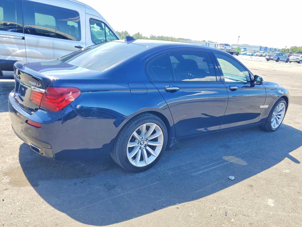 2014 BMW 750 Lxi - Image 3